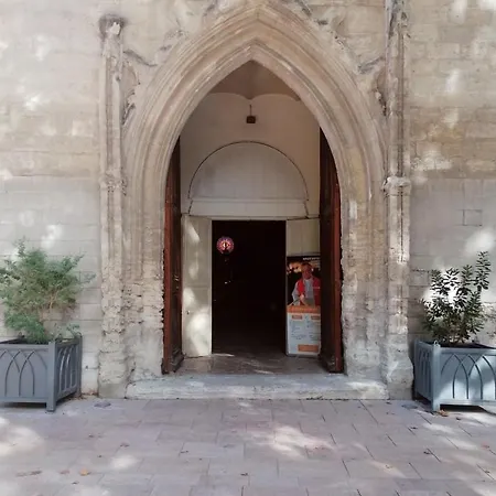 Lunaria Annua Coeur Centre-historique Avignon, A Deux Pas Du Palais, 4-5 Personnes Clim Wifi Avignon